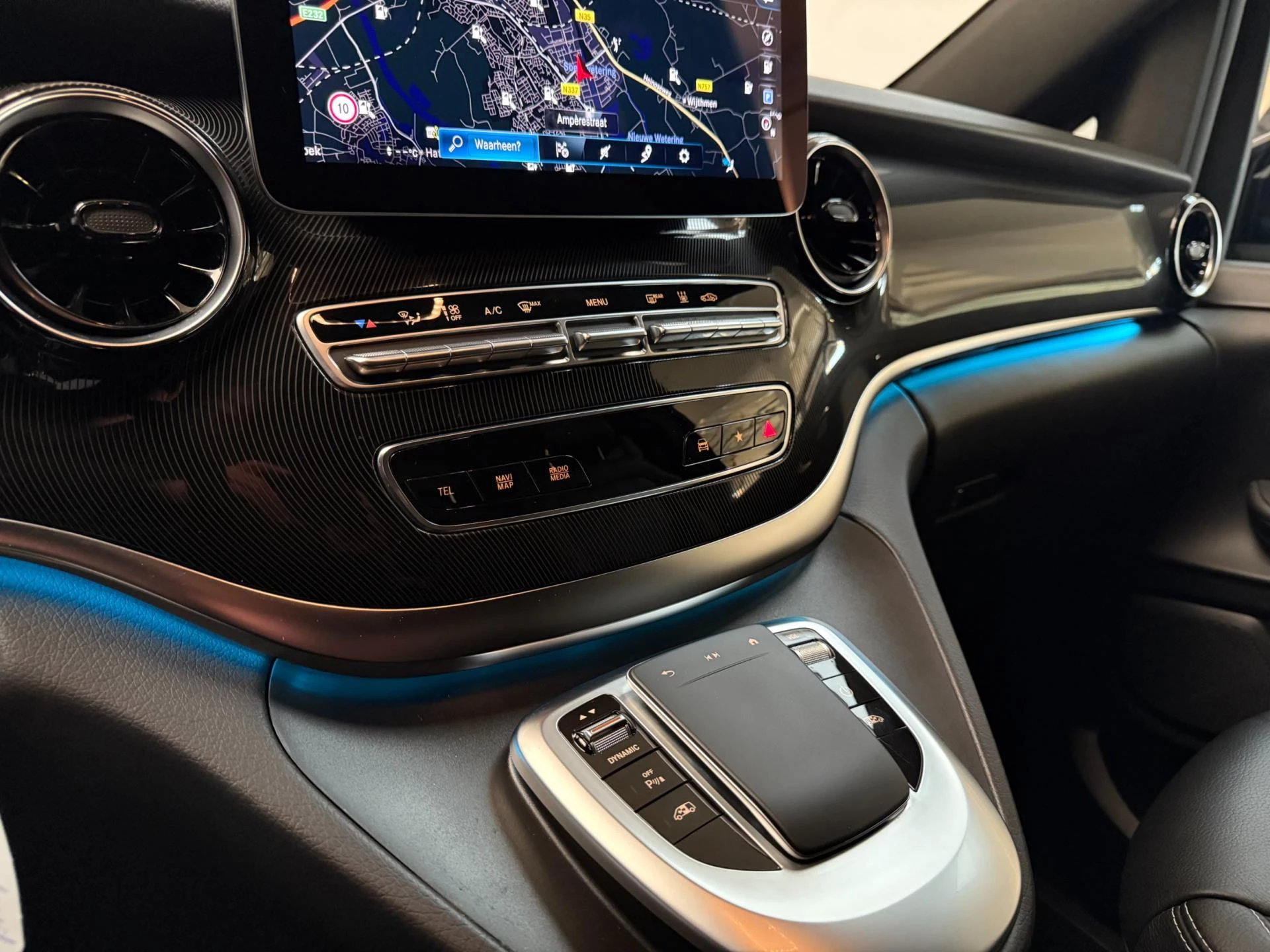 Hoofdafbeelding Mercedes-Benz EQV