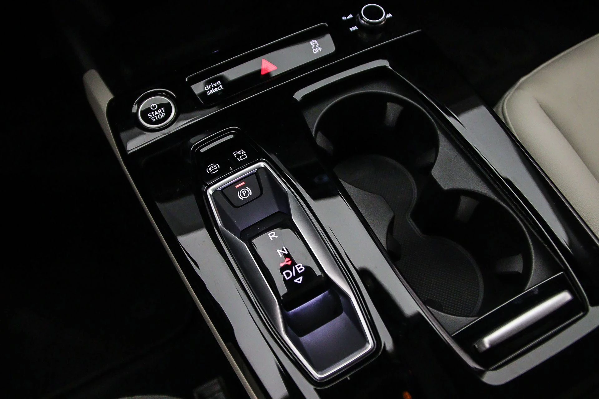 Hoofdafbeelding Audi A6 Avant e-tron