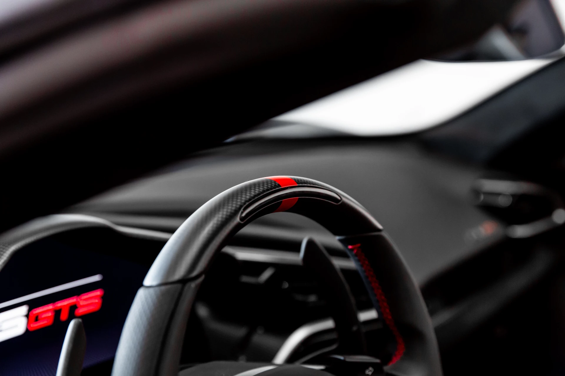 Hoofdafbeelding Ferrari 296