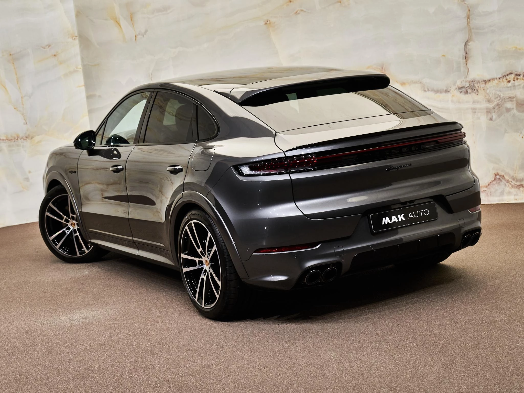 Hoofdafbeelding Porsche Cayenne