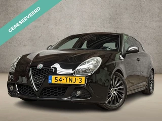 Alfa Romeo Giulietta 1.7 TBi Quadrifoglio Verde 235Pk (NAVIGATIE, CLIMATE, LEDEREN SPORTSTOELEN, GETINT GLAS, CRUISE, LED KOPLAMPEN, NIEUWE APK, BLUETOOTH, NIEUWSTAAT)