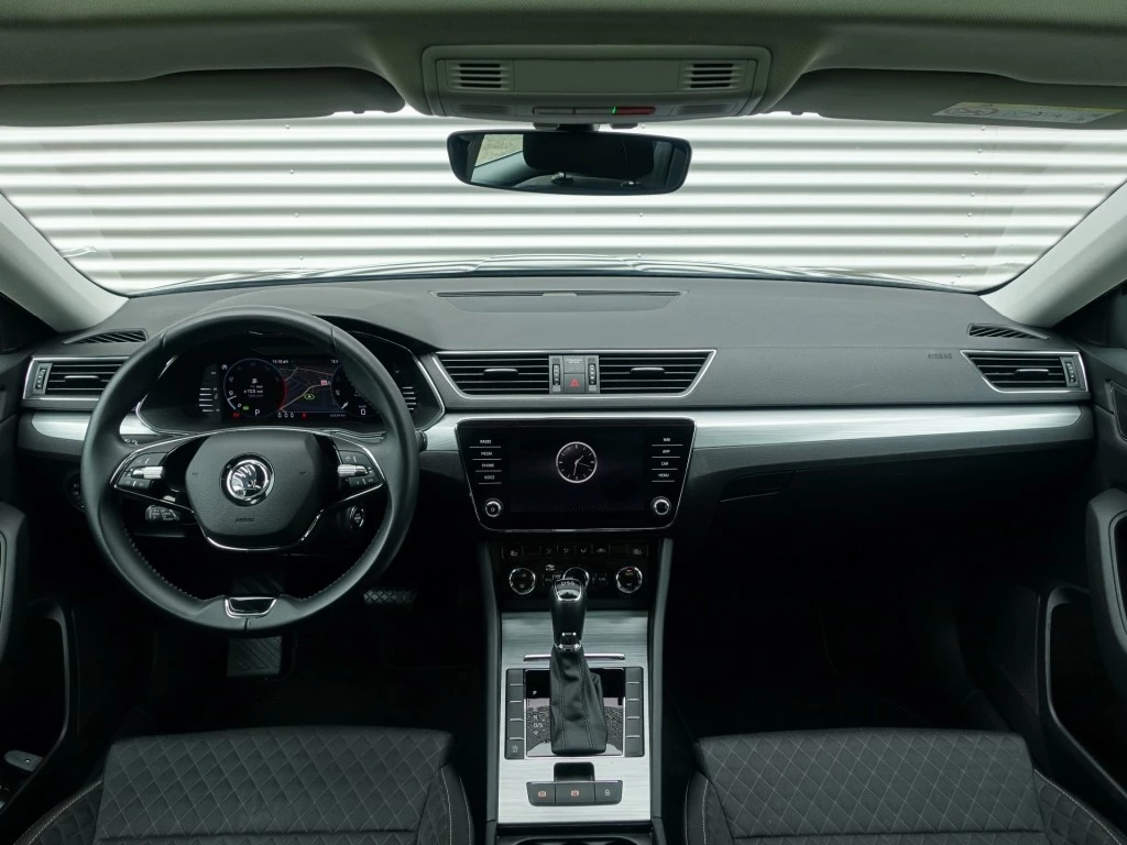 Hoofdafbeelding Škoda Superb
