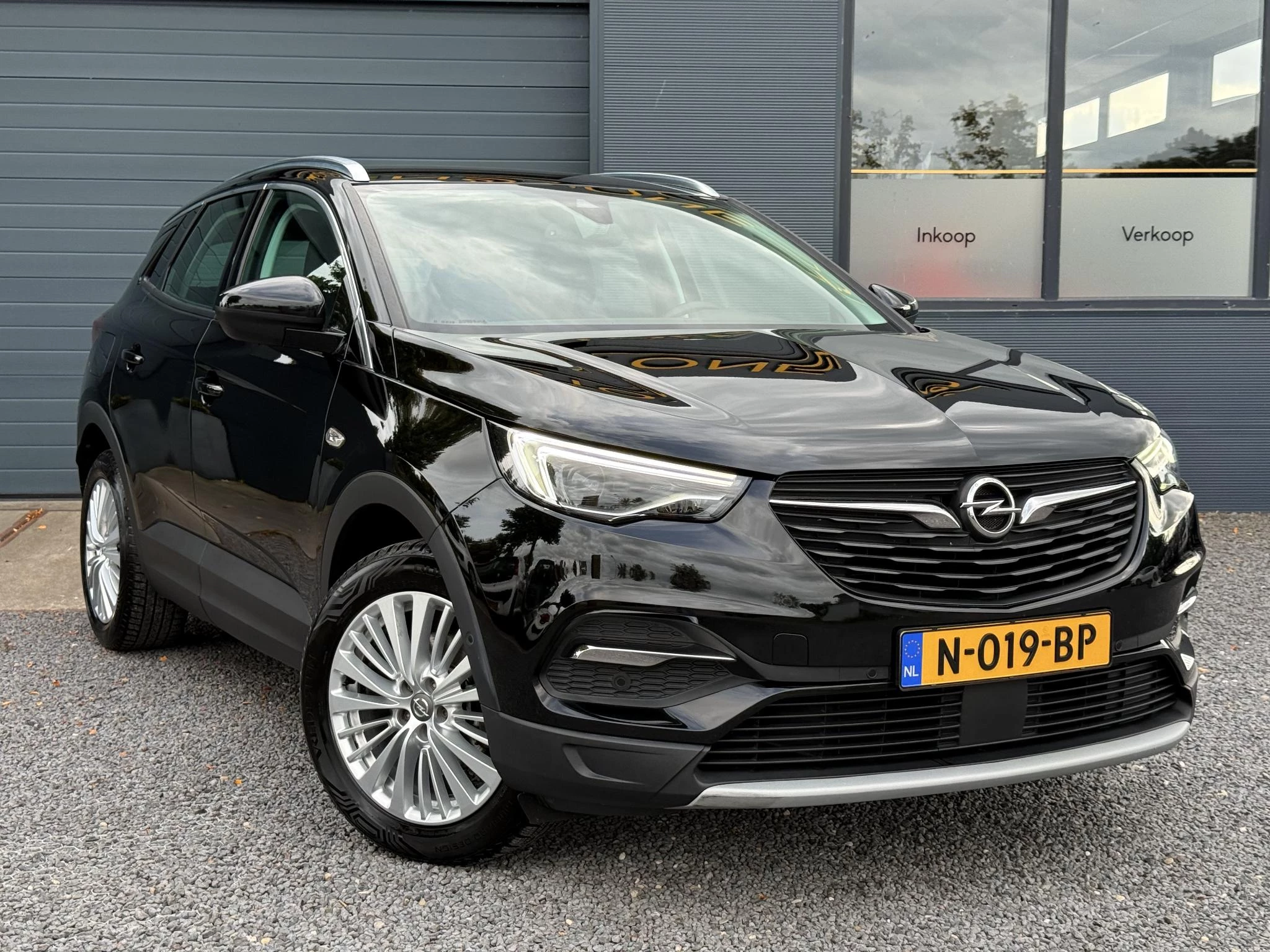 Hoofdafbeelding Opel Grandland X