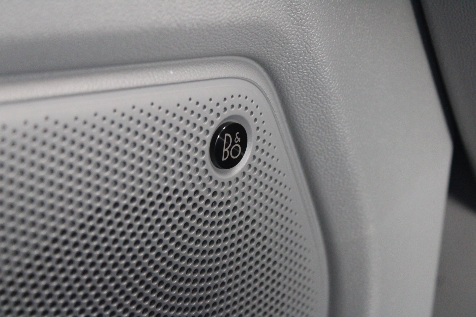 Hoofdafbeelding Ford E-Transit Custom