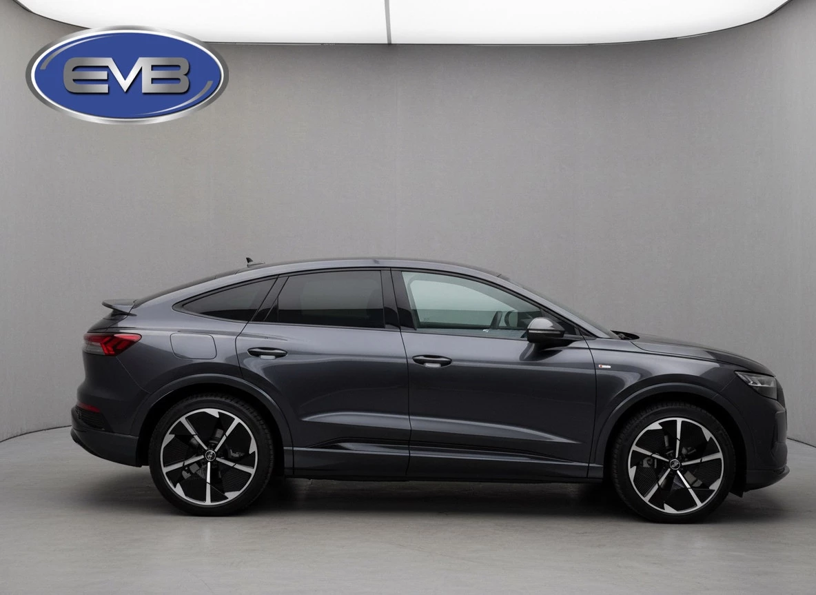 Hoofdafbeelding Audi Q4 Sportback e-tron
