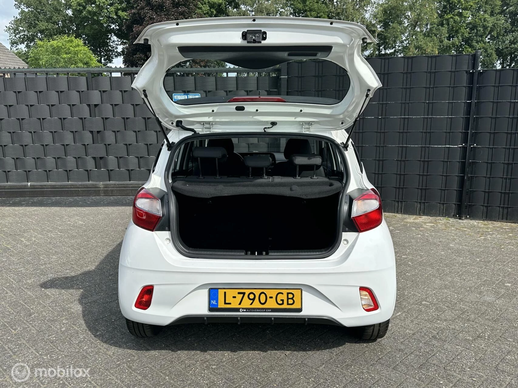 Hoofdafbeelding Hyundai i10