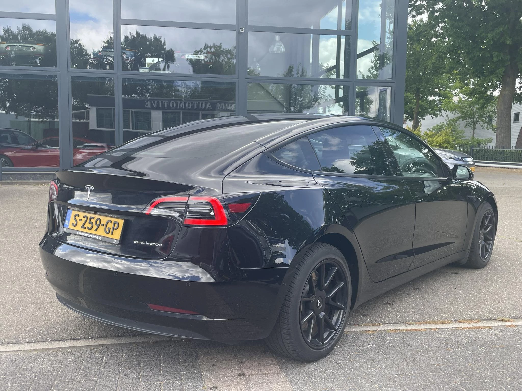 Hoofdafbeelding Tesla Model 3