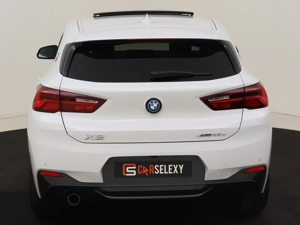 Hoofdafbeelding BMW X2