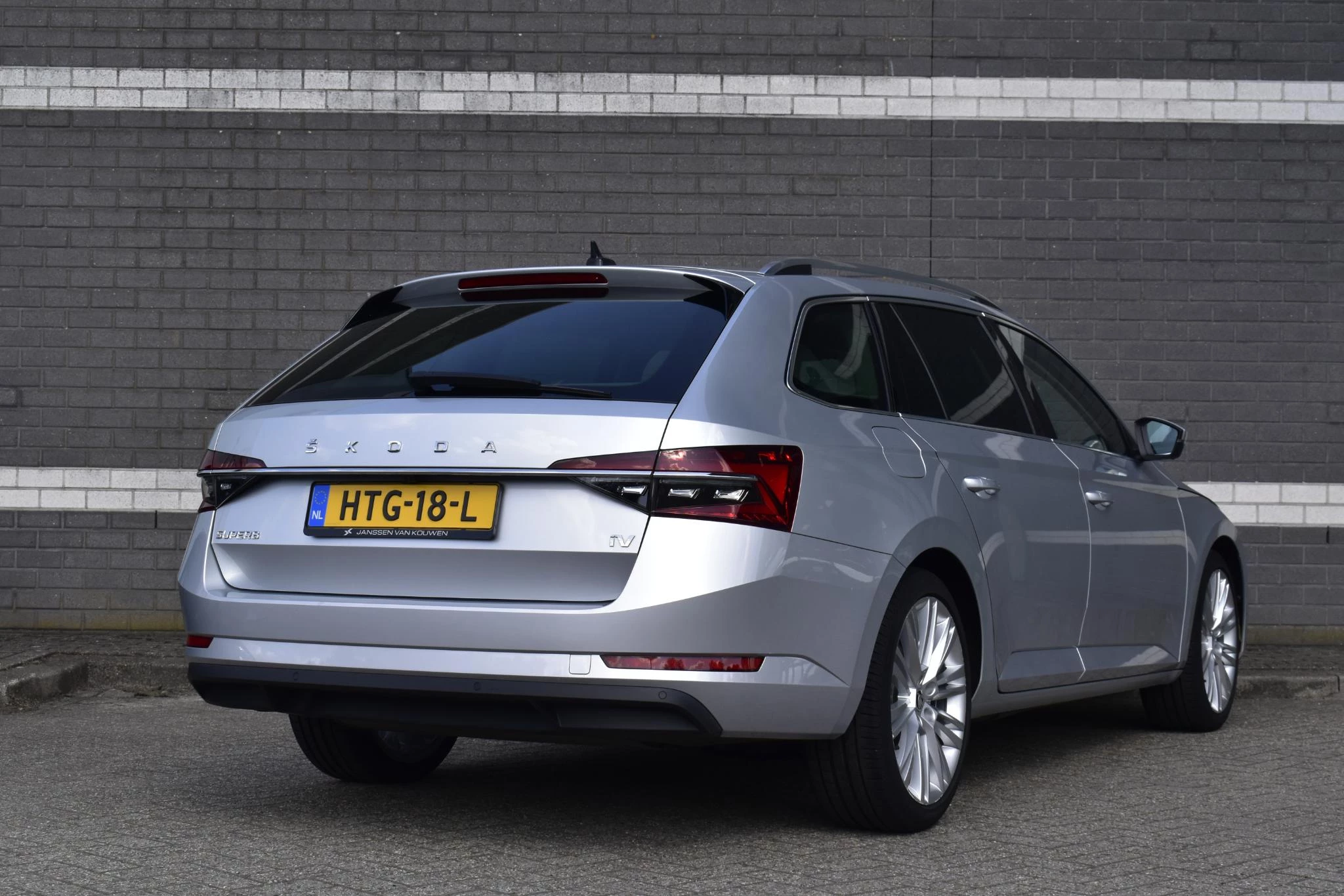 Hoofdafbeelding Škoda Superb