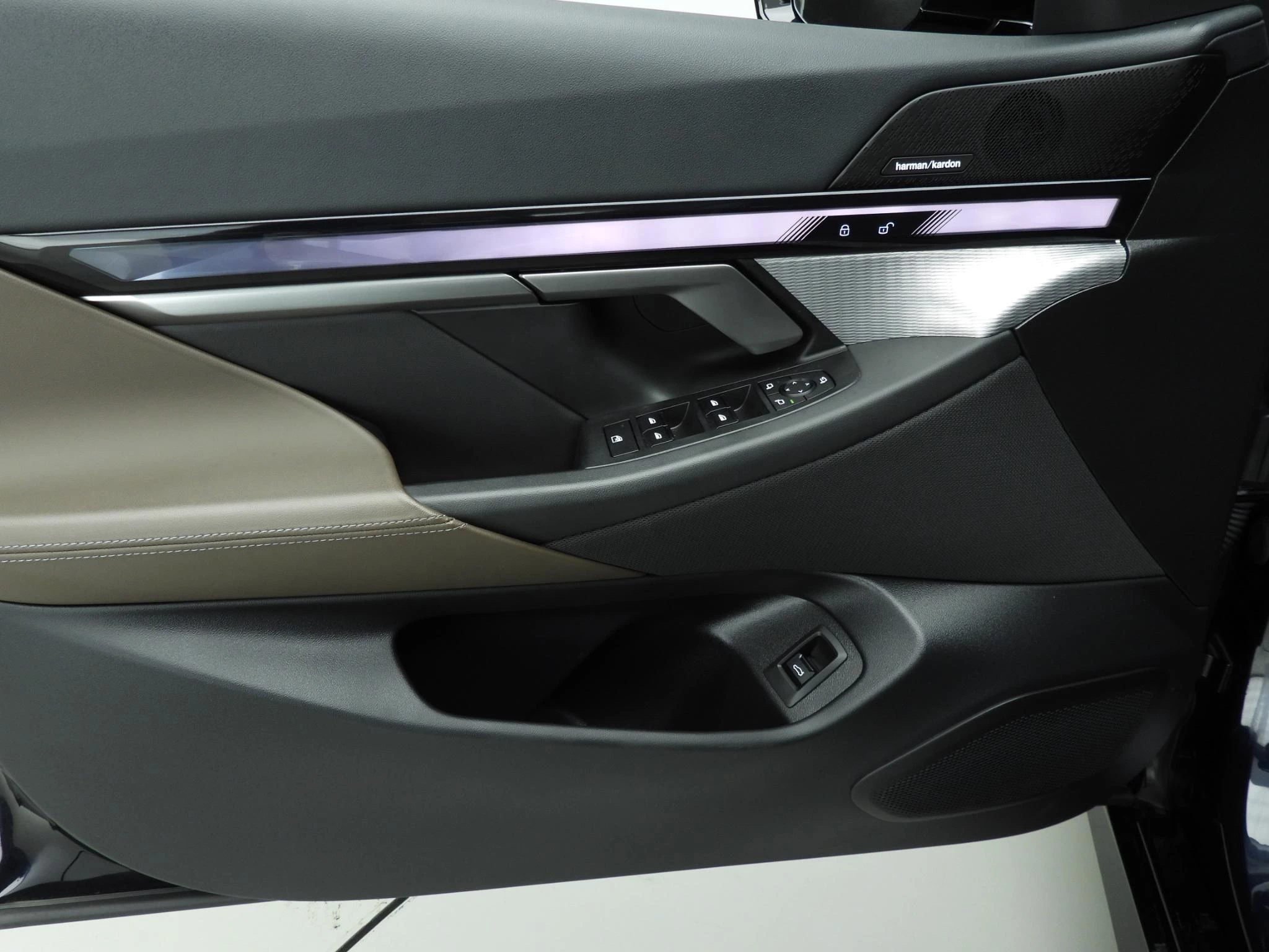 Hoofdafbeelding BMW i5