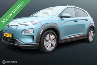 Hyundai Kona EV Premium 64 kWh, leer, Stoel-stuurverwarming, Head-up Display, 3 fasen, Donker glas, App connect + Navi, Pdc + camera