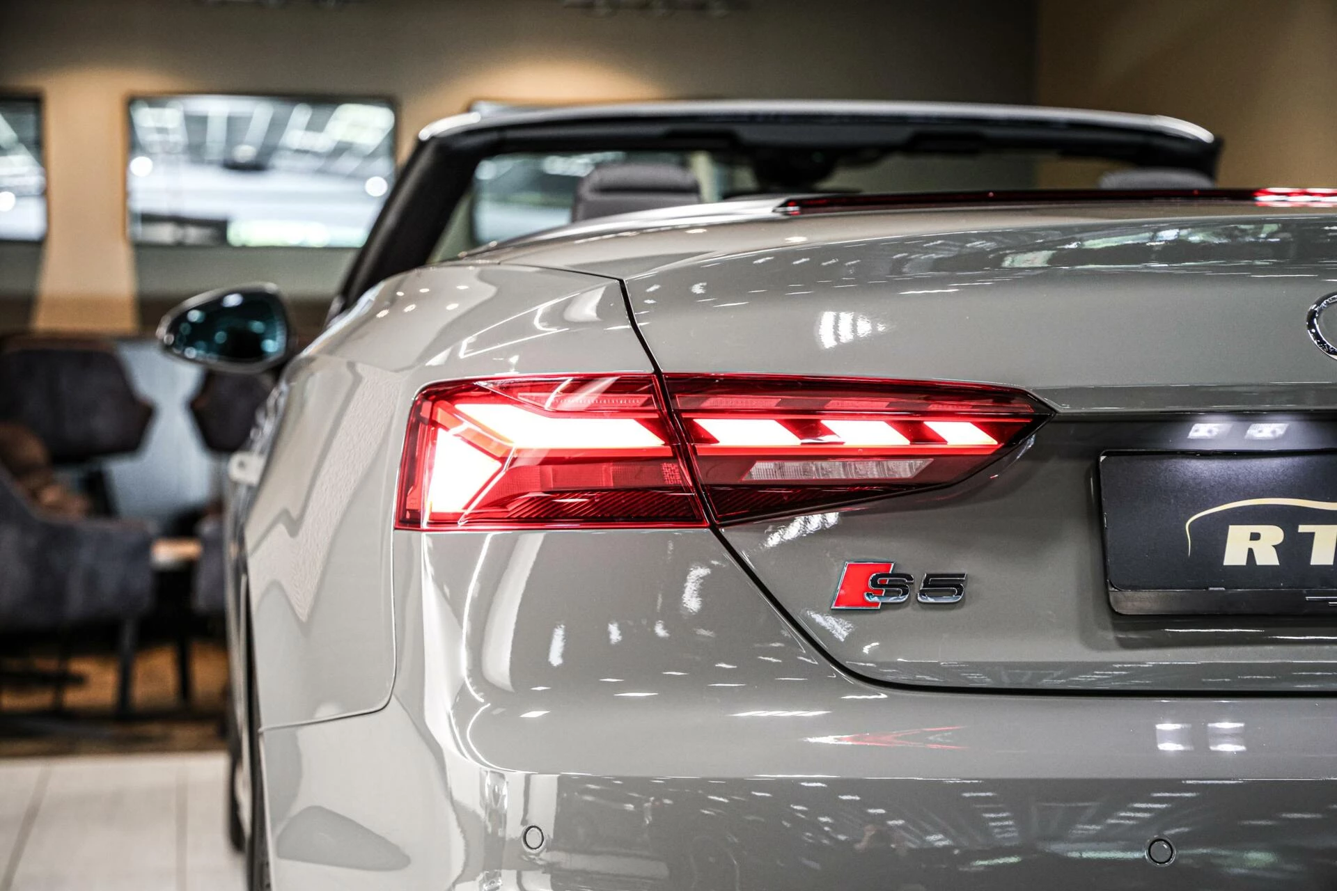 Hoofdafbeelding Audi S5