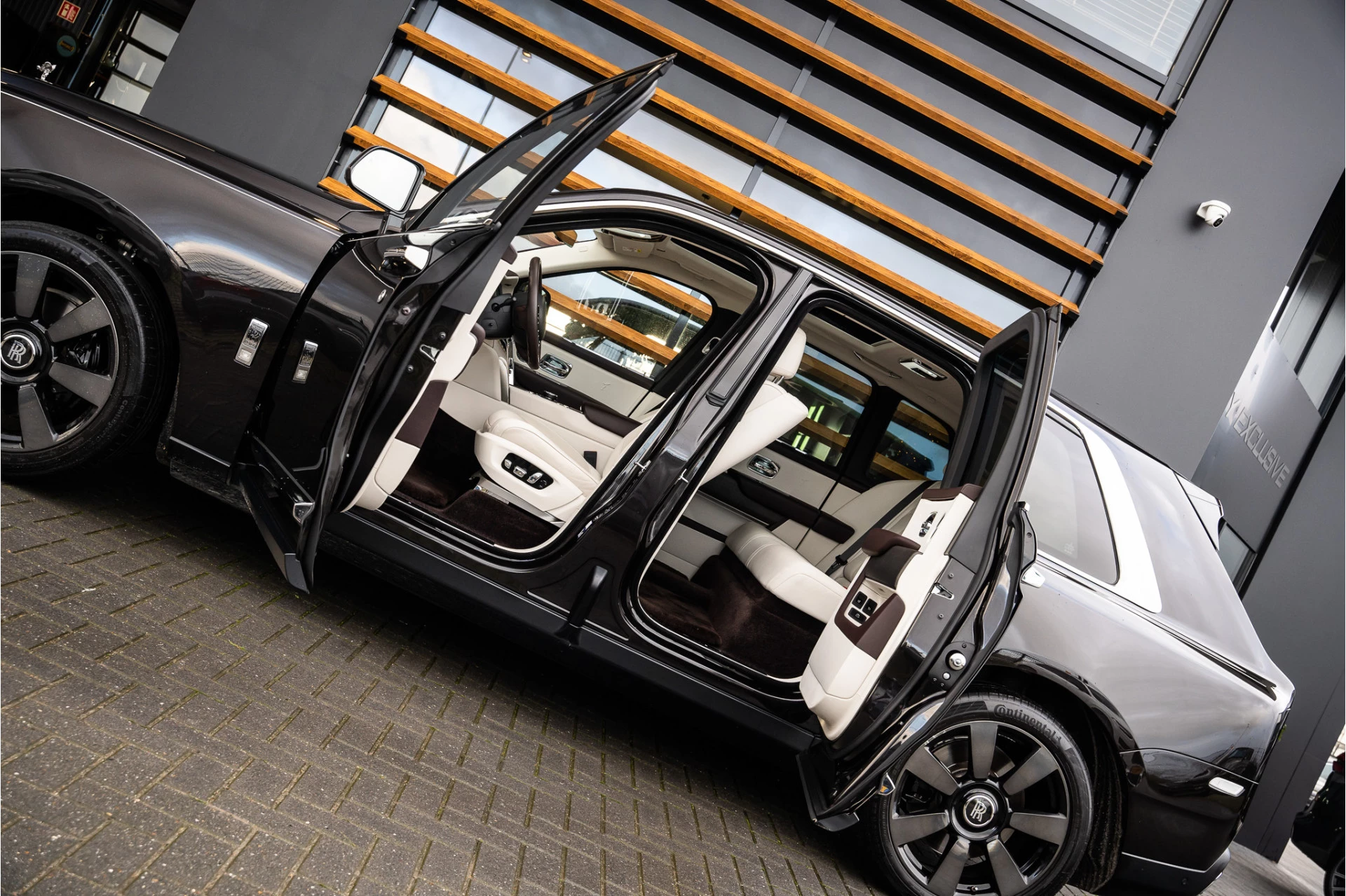 Hoofdafbeelding Rolls-Royce Cullinan