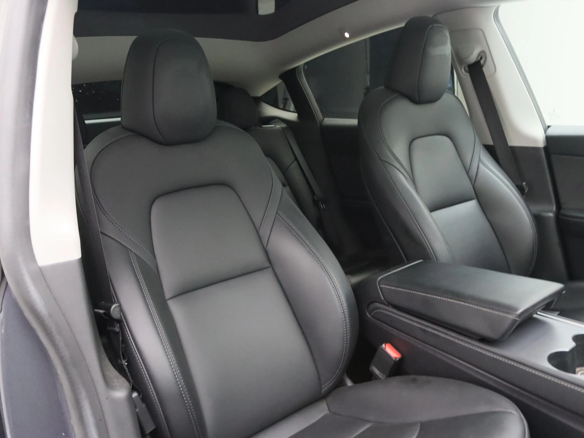 Hoofdafbeelding Tesla Model Y