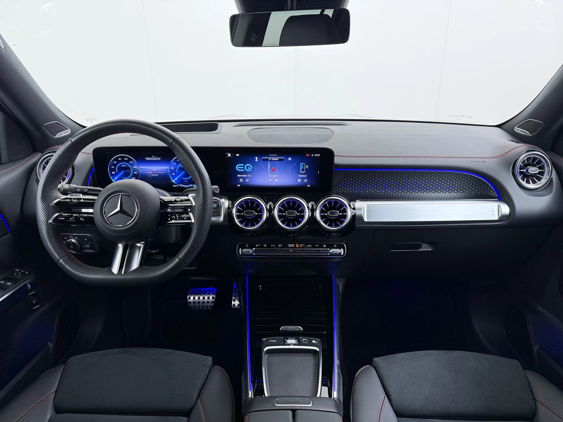 Hoofdafbeelding Mercedes-Benz EQB