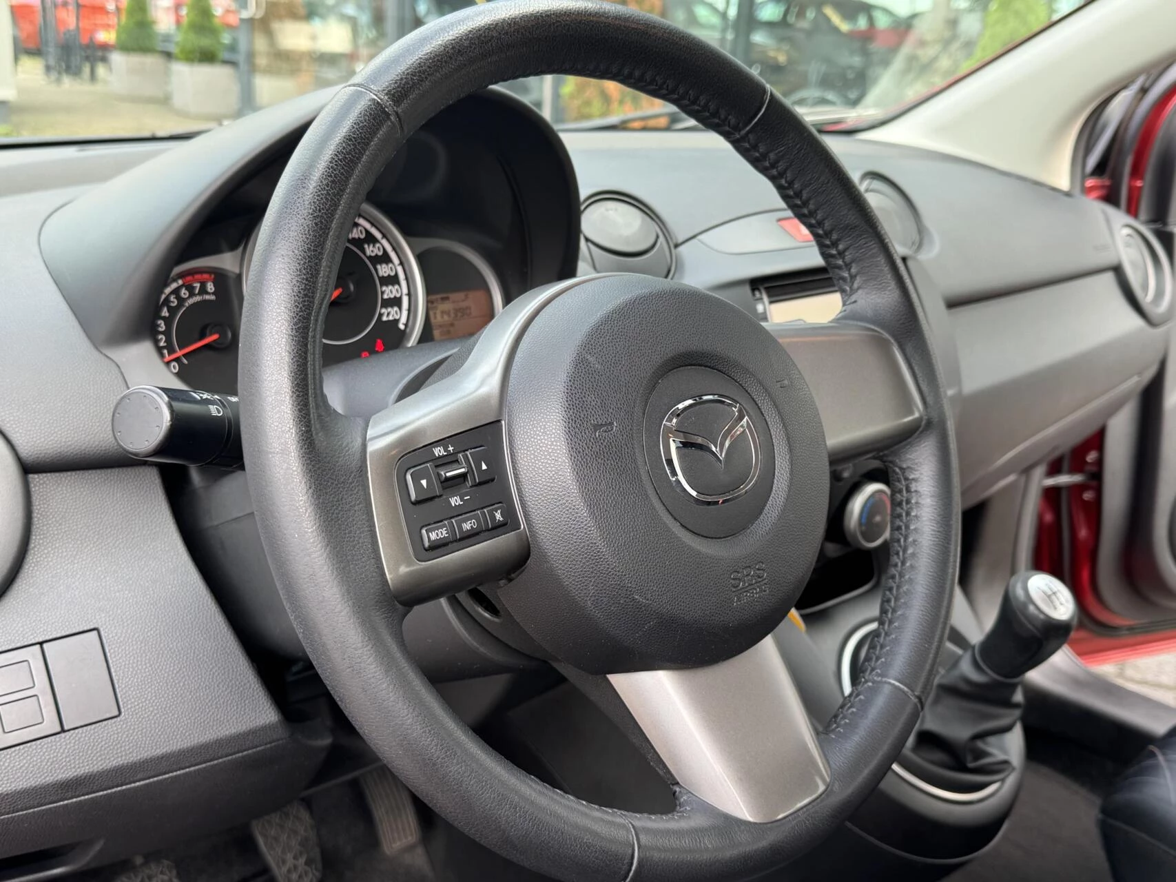 Hoofdafbeelding Mazda 2