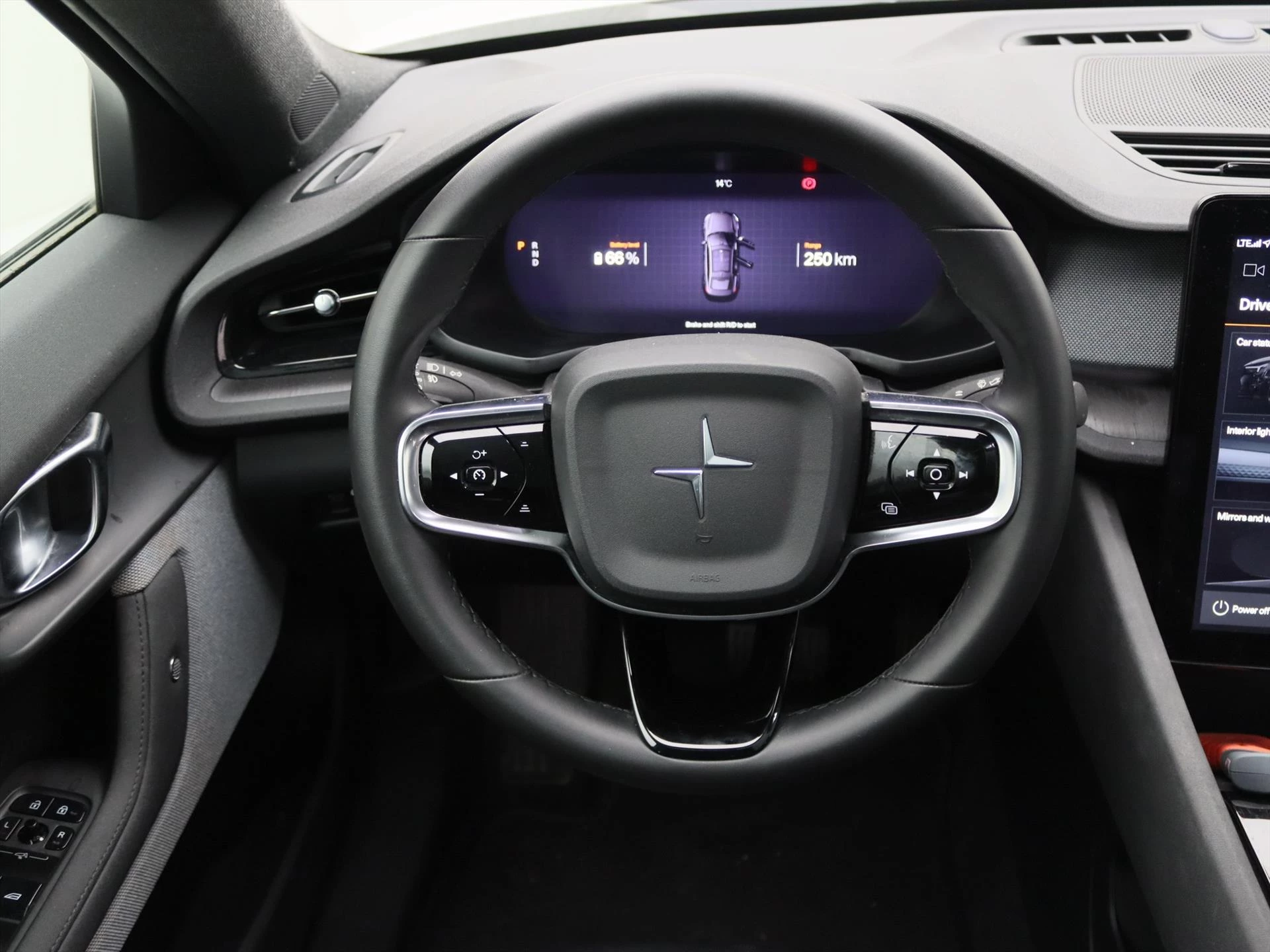 Hoofdafbeelding Polestar 2