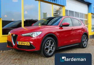 Hoofdafbeelding Alfa Romeo Stelvio Alfa Romeo Stelvio 2.0 T AWD Panorama Veloce int.