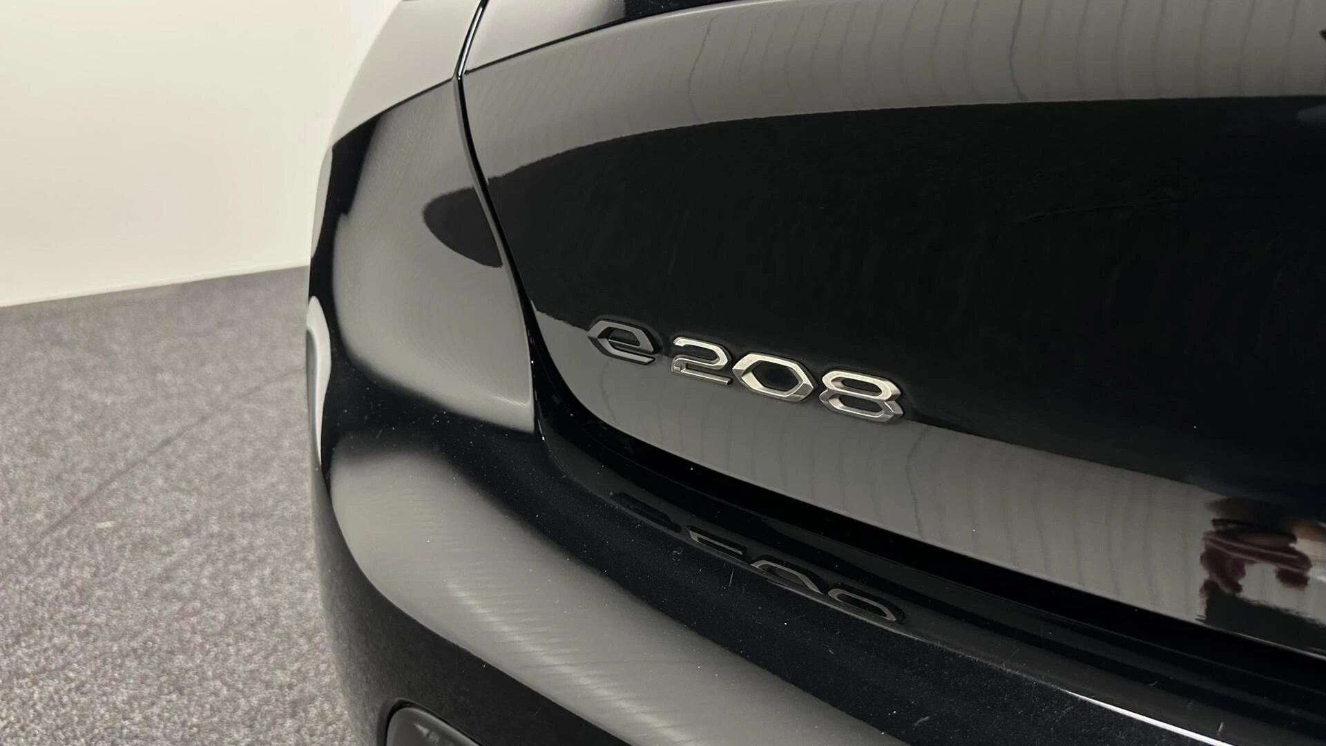 Hoofdafbeelding Peugeot e-208