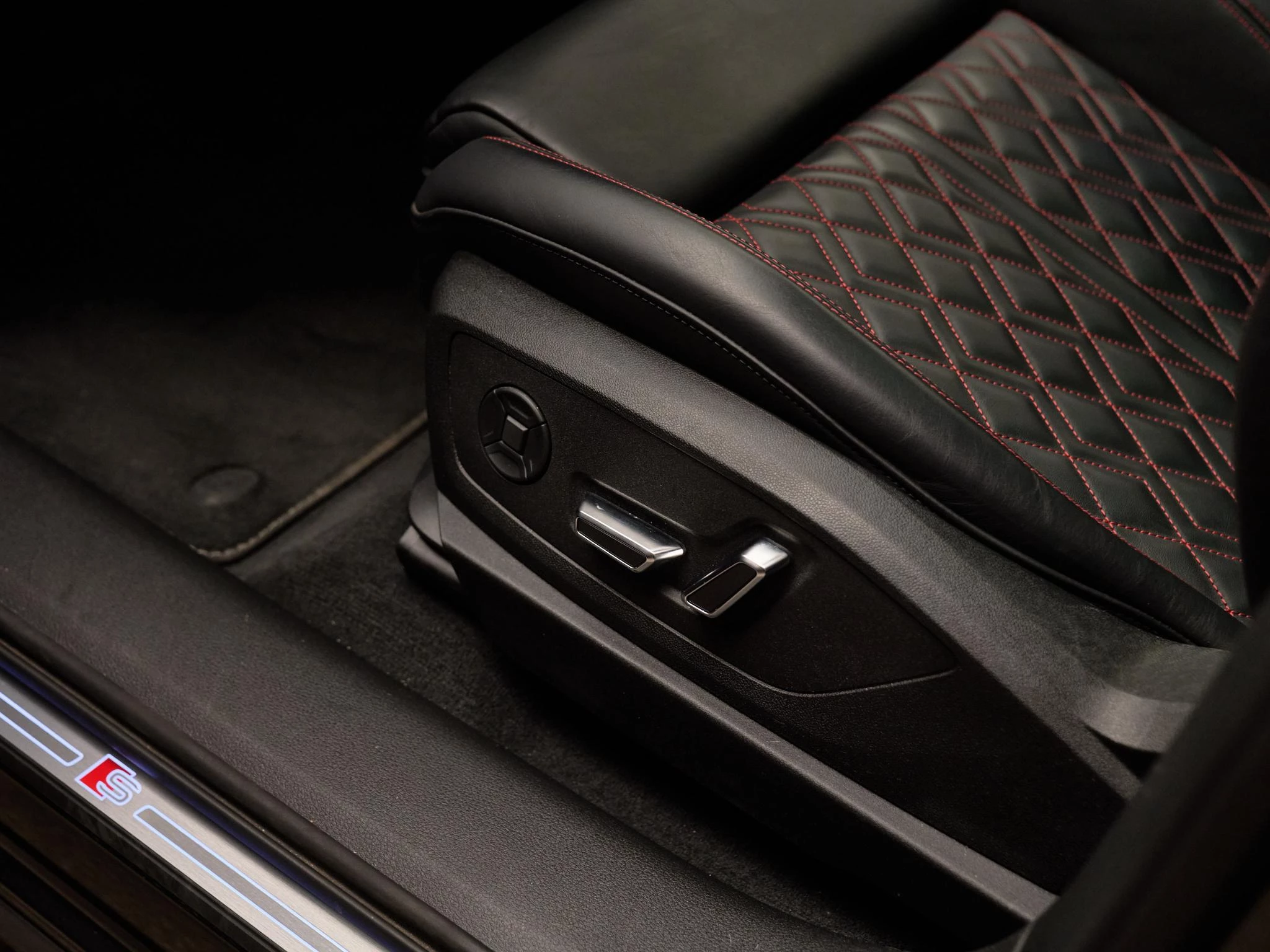 Hoofdafbeelding Audi Q8 Sportback e-tron