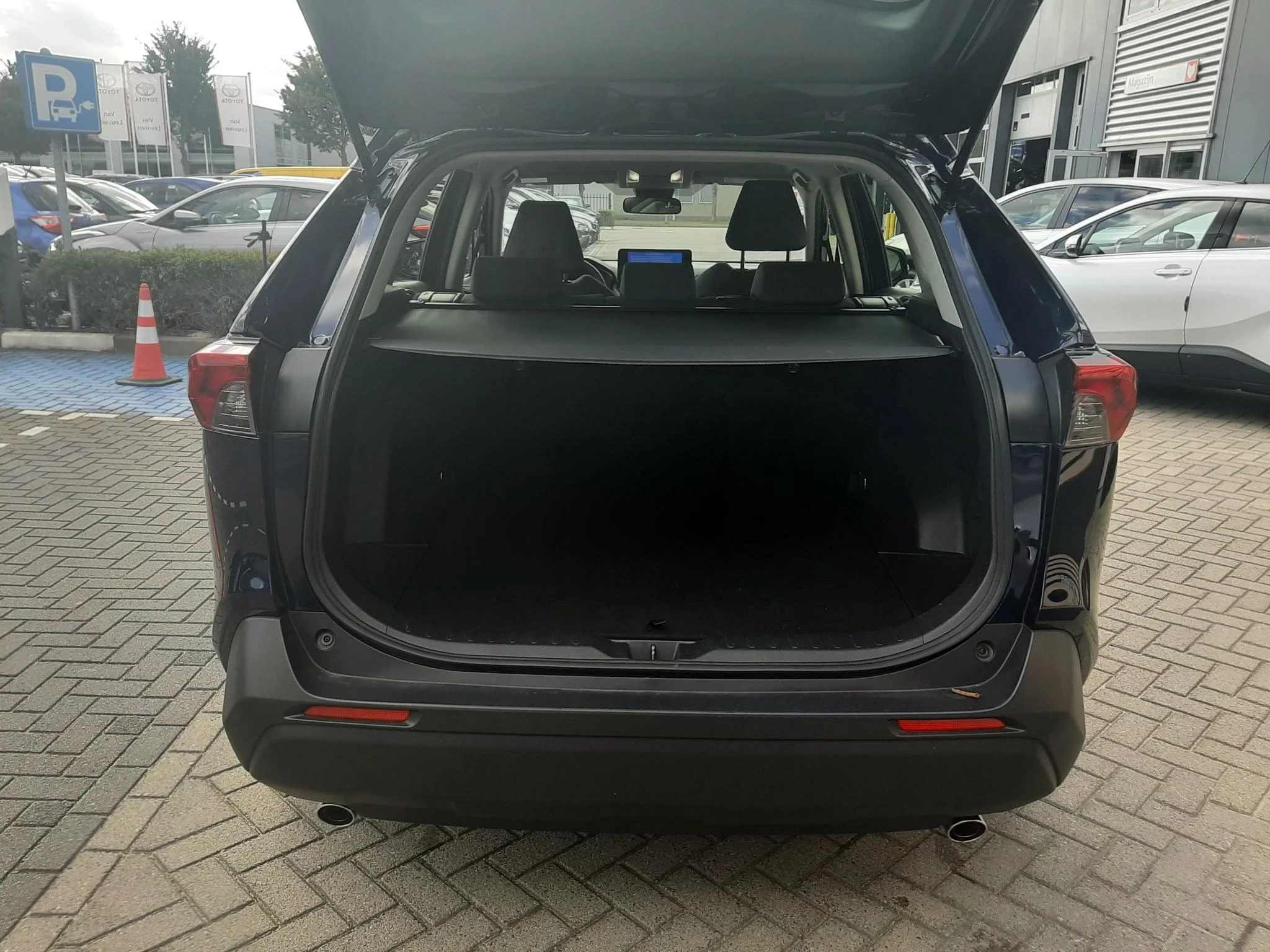 Hoofdafbeelding Toyota RAV4