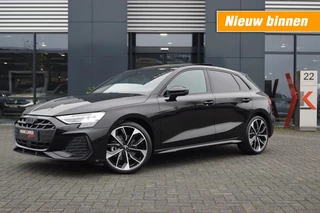 Audi A3 Sportback 35 TFSI S-Tronic S-Line facelift/ Leer ruitmotief/ Panodak/ 19 Inch LM/Camera