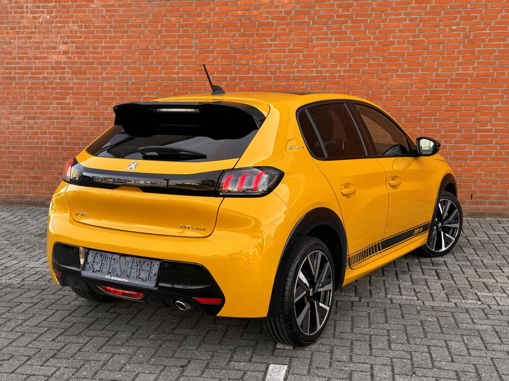 Hoofdafbeelding Peugeot 208