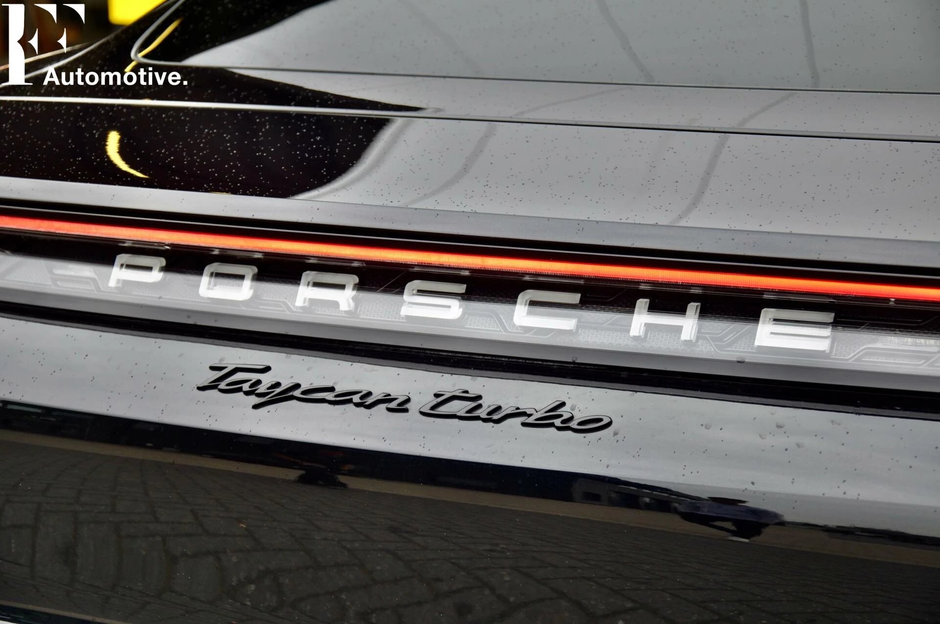 Hoofdafbeelding Porsche Taycan