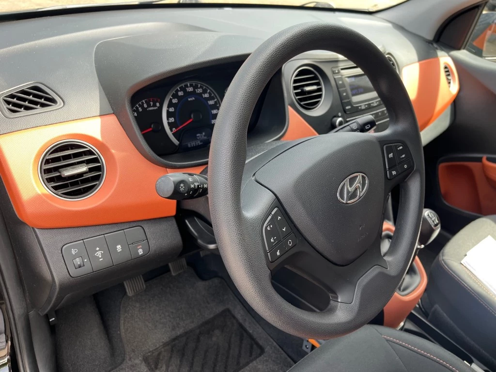 Hoofdafbeelding Hyundai i10