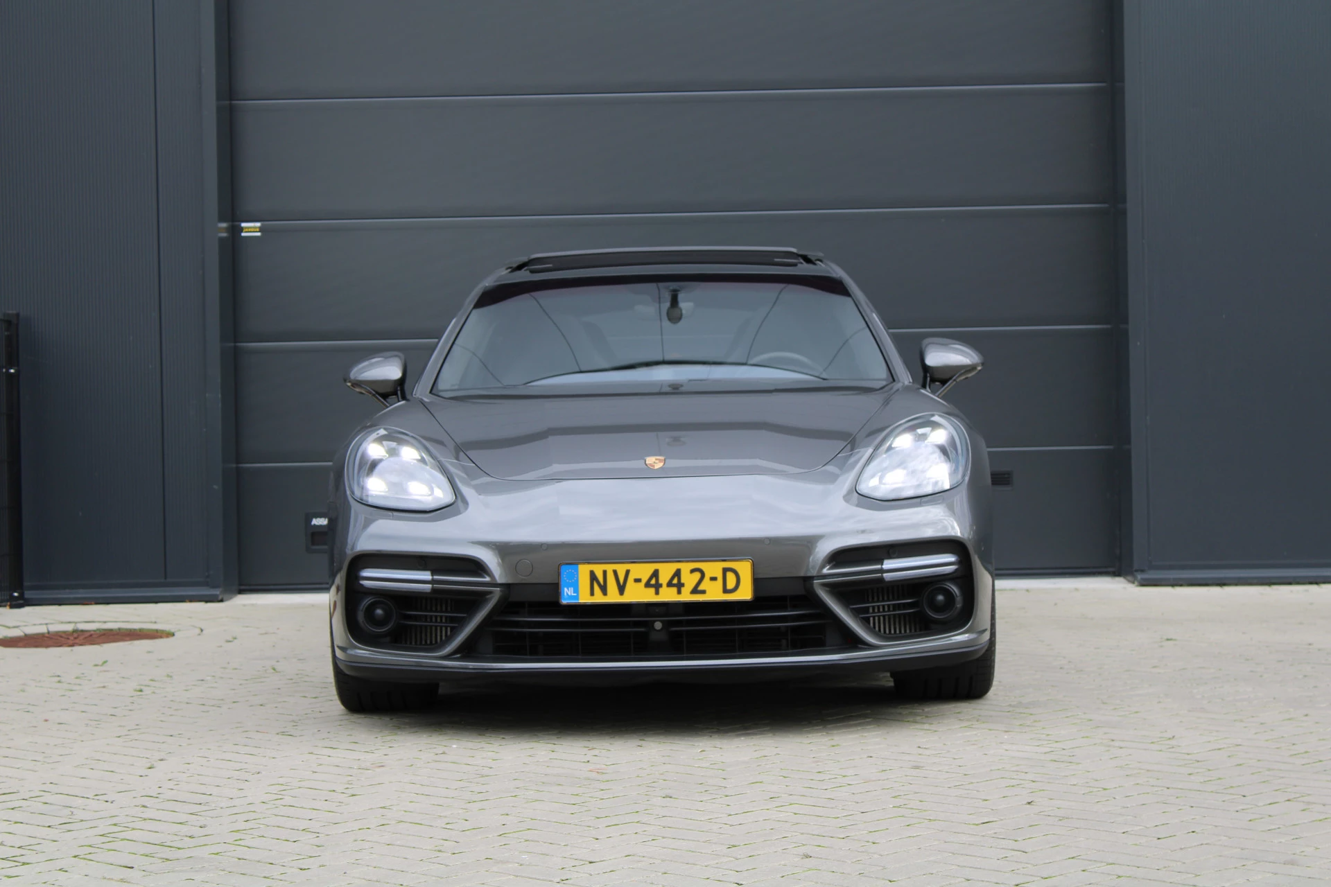 Hoofdafbeelding Porsche Panamera