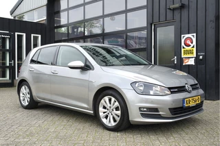 Volkswagen Golf 1.0 TSI Connected Series | NL-Auto | Cruise | Camera | Navi