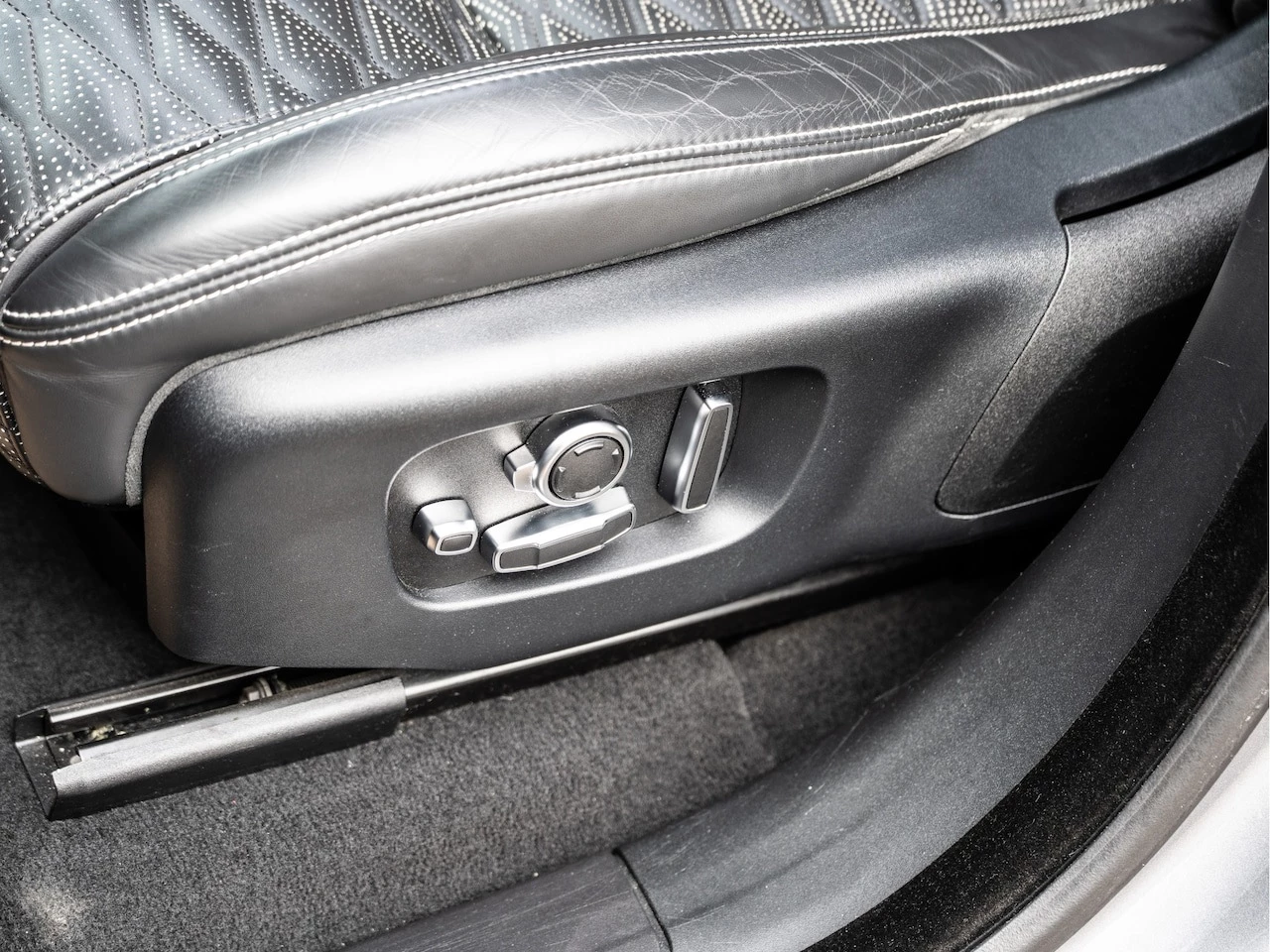 Hoofdafbeelding Land Rover Range Rover Velar