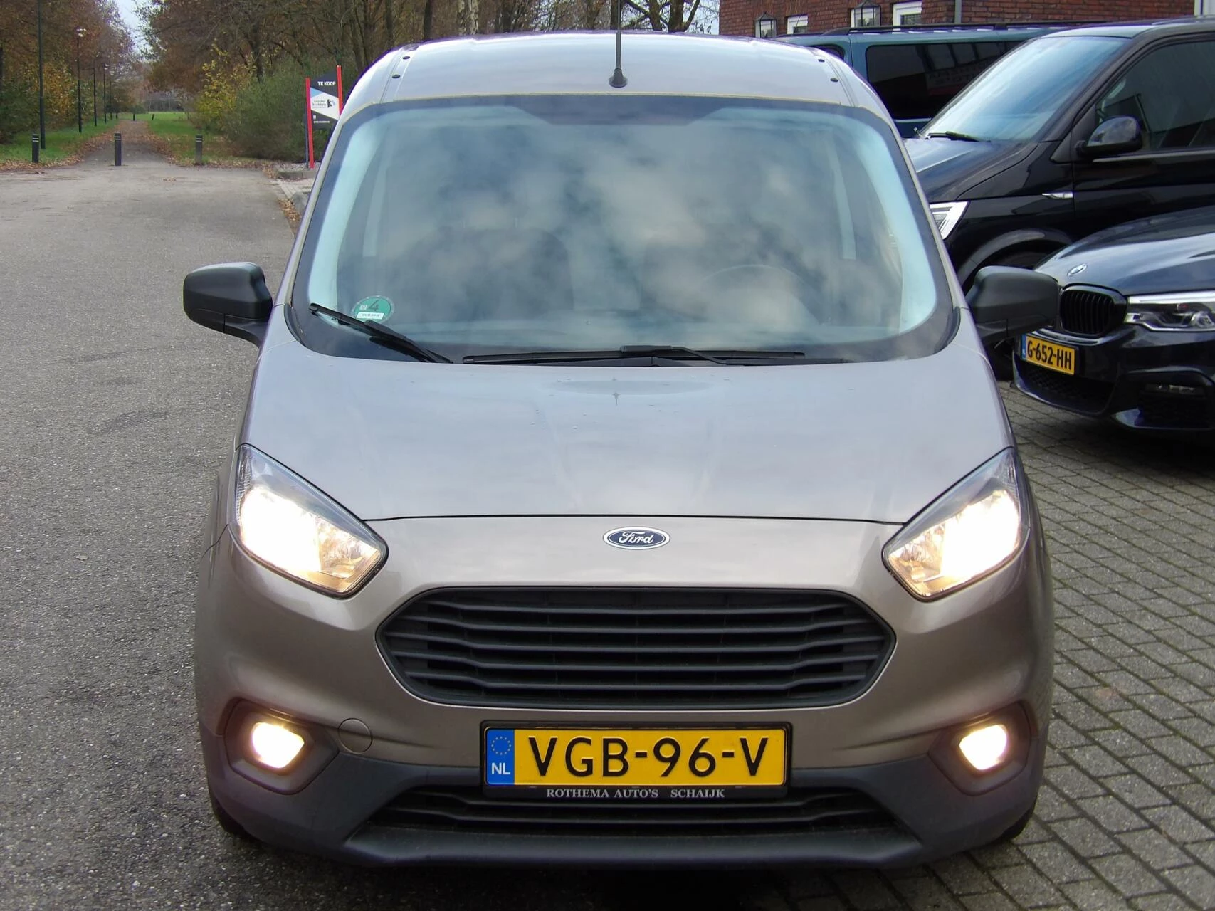 Hoofdafbeelding Ford Transit Courier