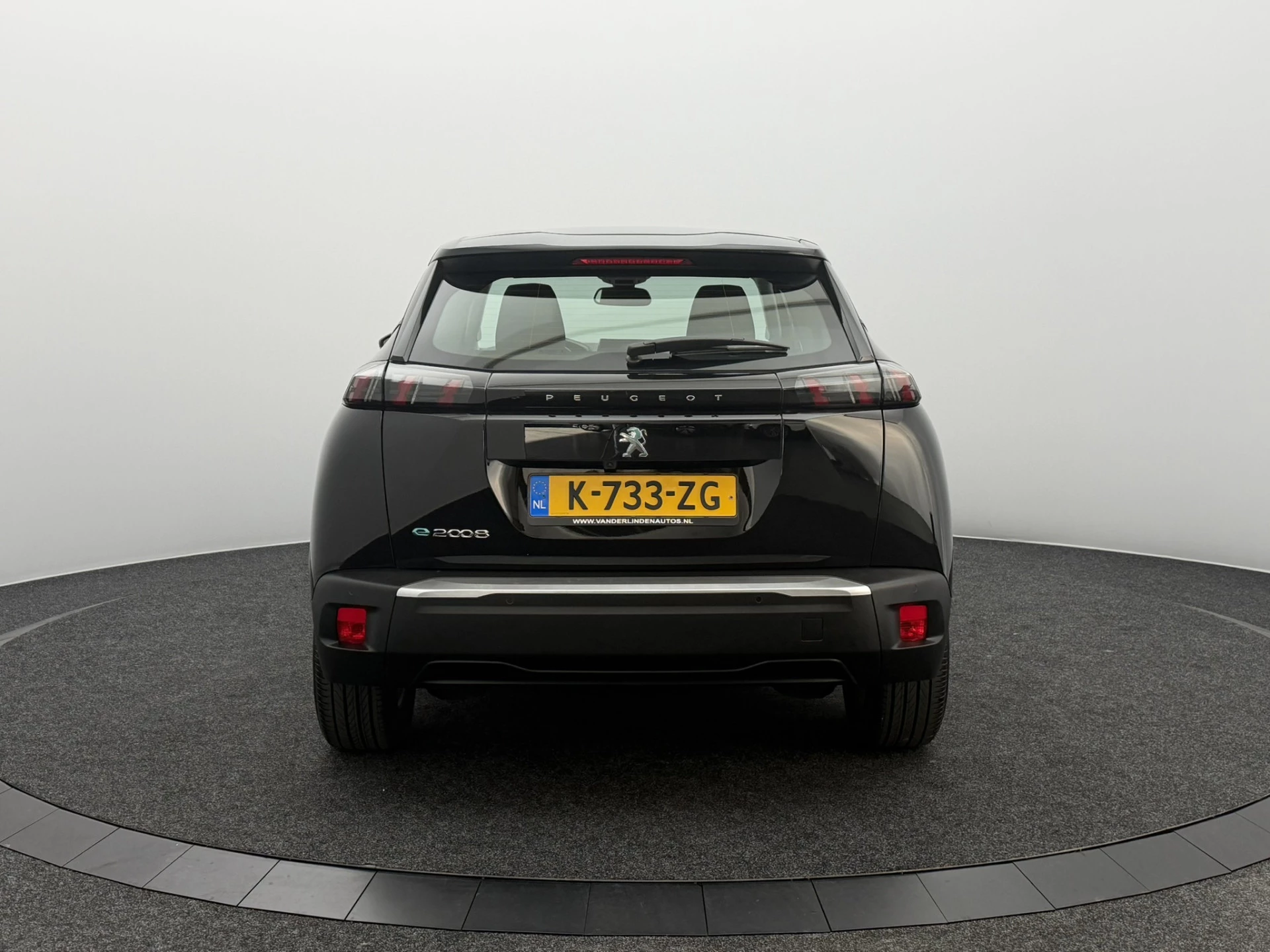 Hoofdafbeelding Peugeot e-2008
