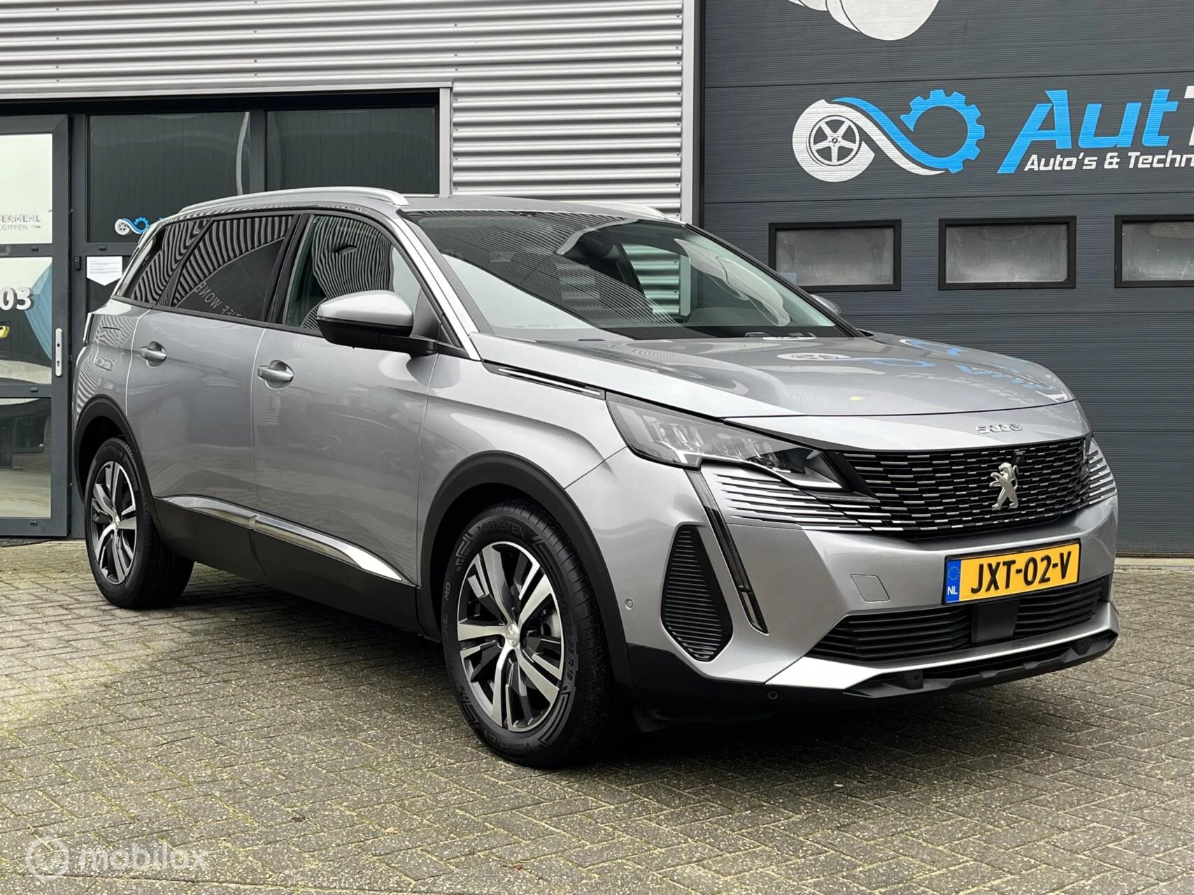 Hoofdafbeelding Peugeot 5008