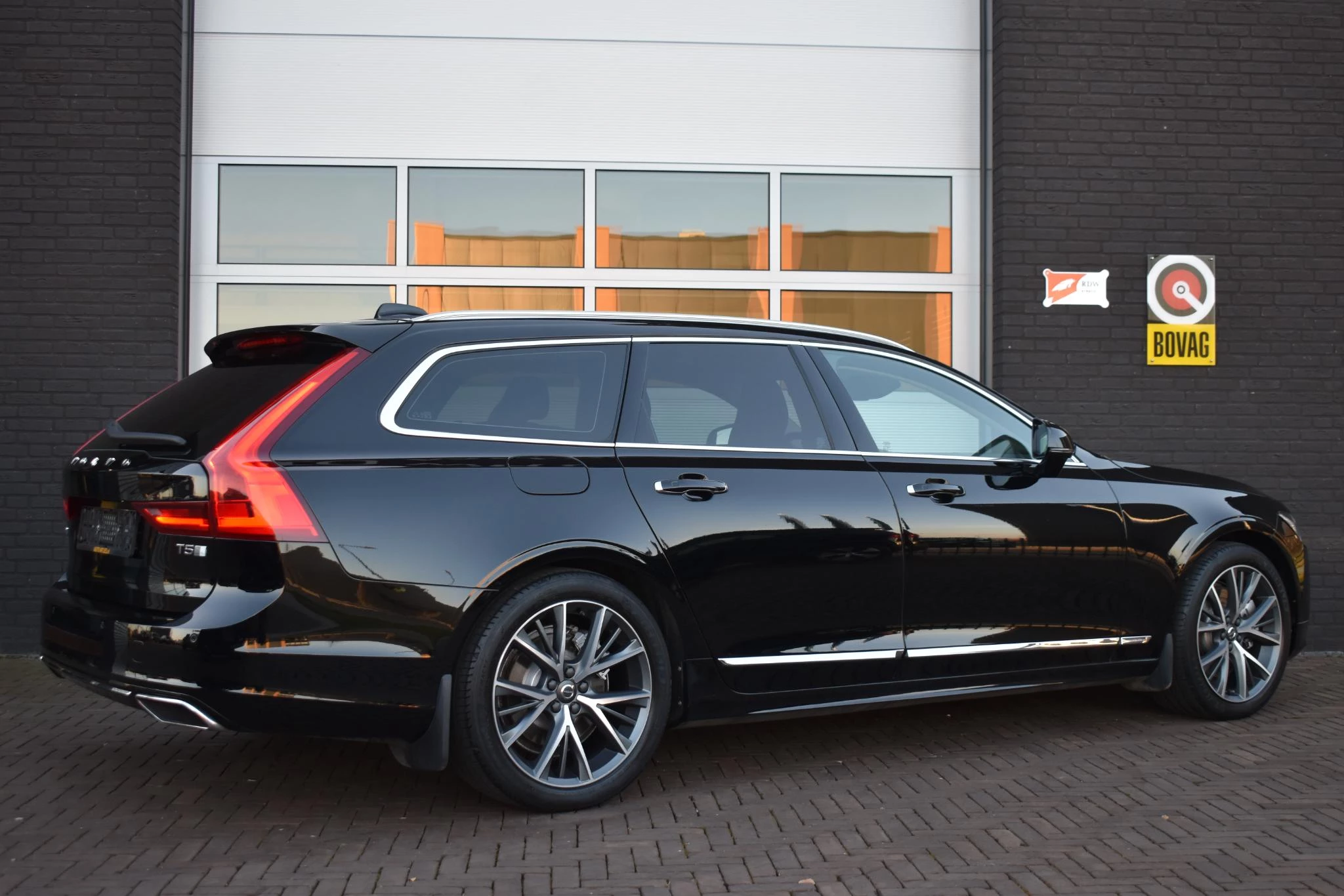 Hoofdafbeelding Volvo V90