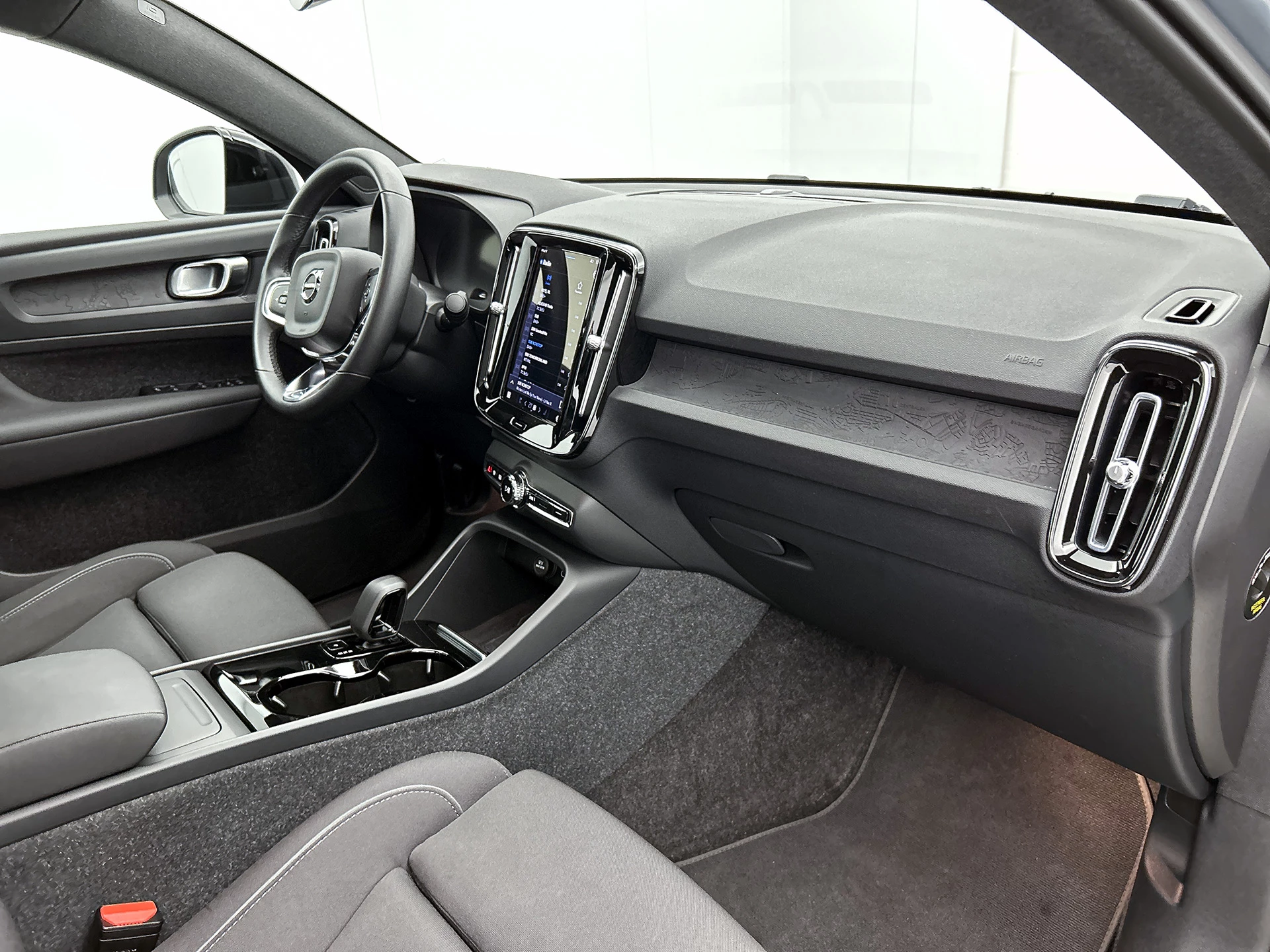 Hoofdafbeelding Volvo C40