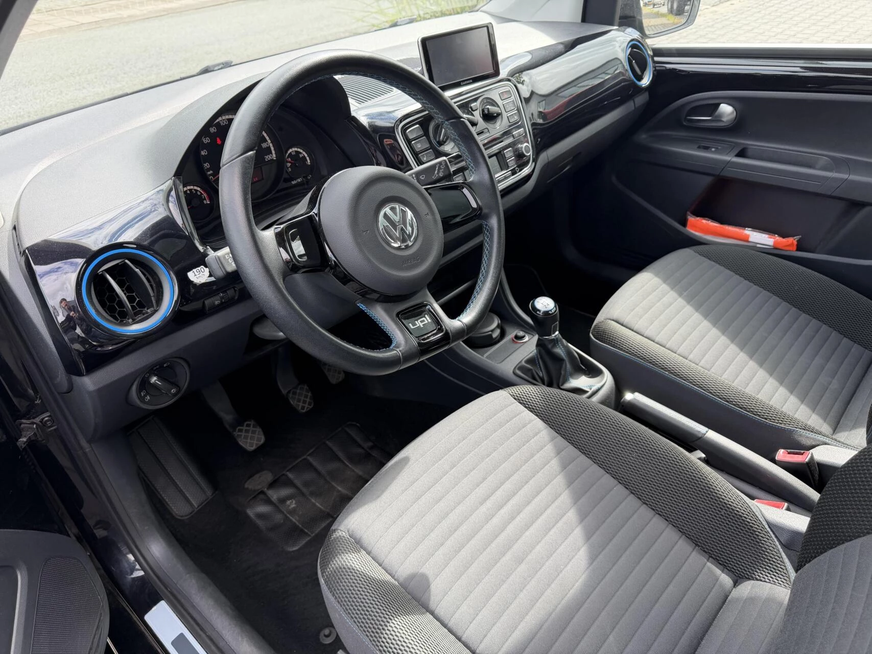 Hoofdafbeelding Volkswagen up!