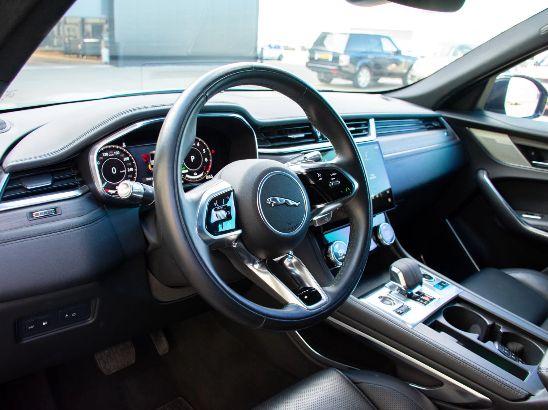 Hoofdafbeelding Jaguar F-PACE