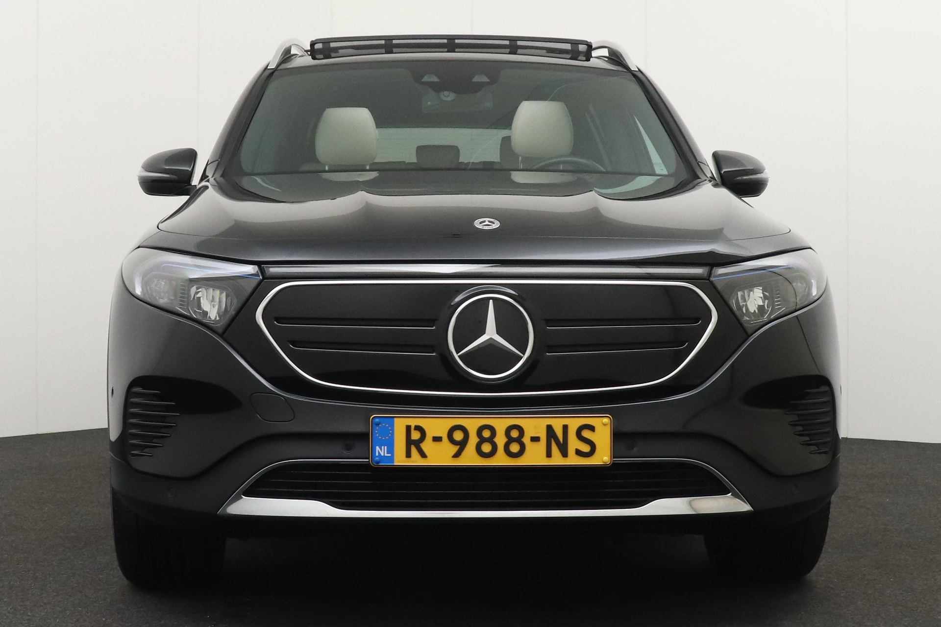 Hoofdafbeelding Mercedes-Benz EQB