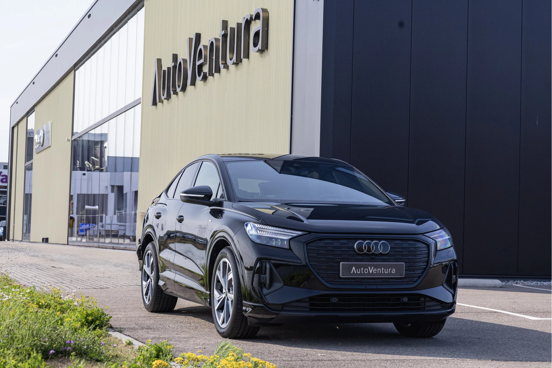 Hoofdafbeelding Audi Q4 e-tron