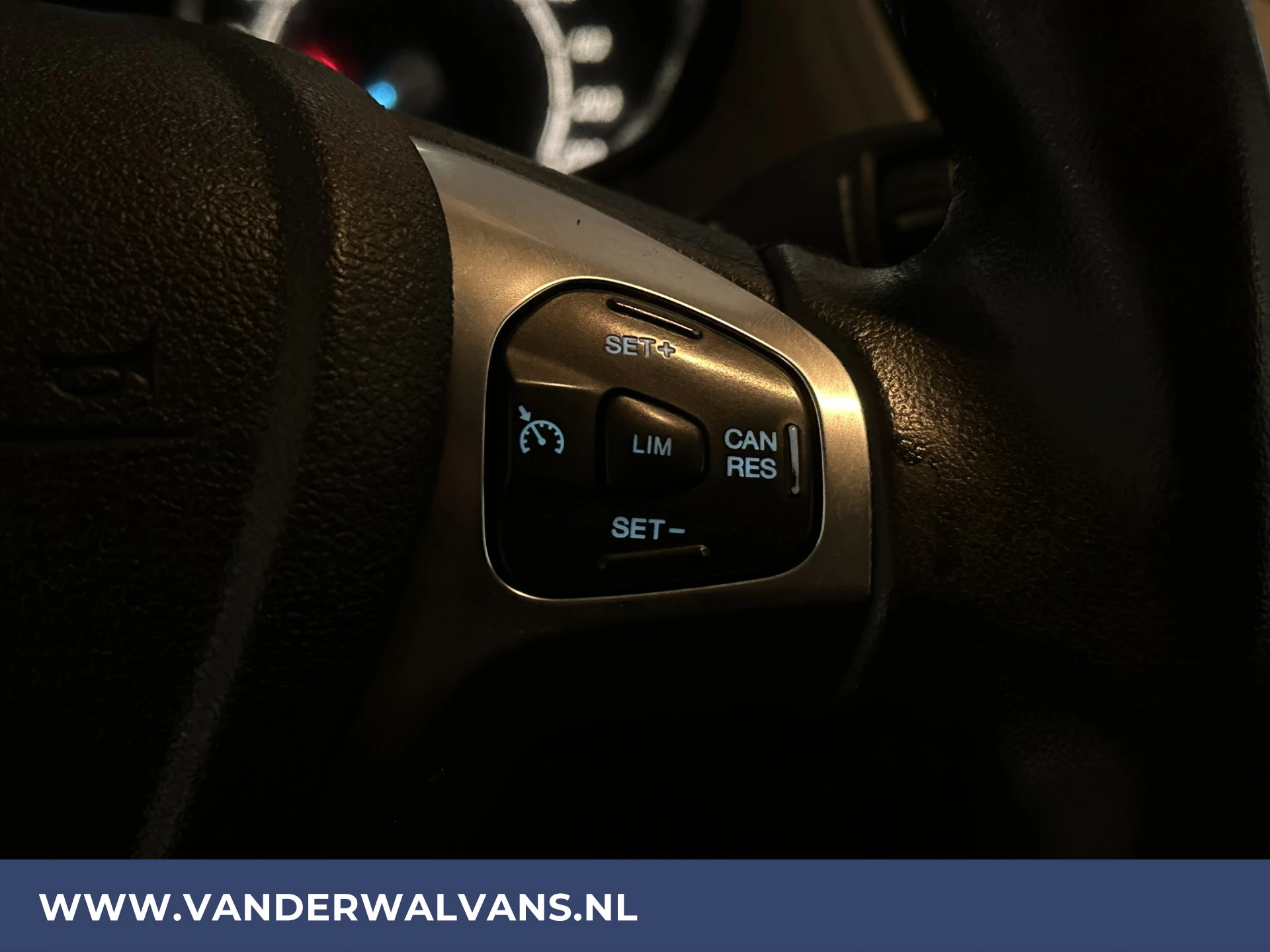 Hoofdafbeelding Ford Transit Courier
