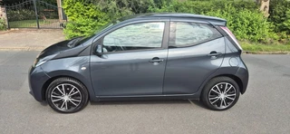 Toyota Aygo 1.0 VVT-i x-Play*airco*camera*NAP*