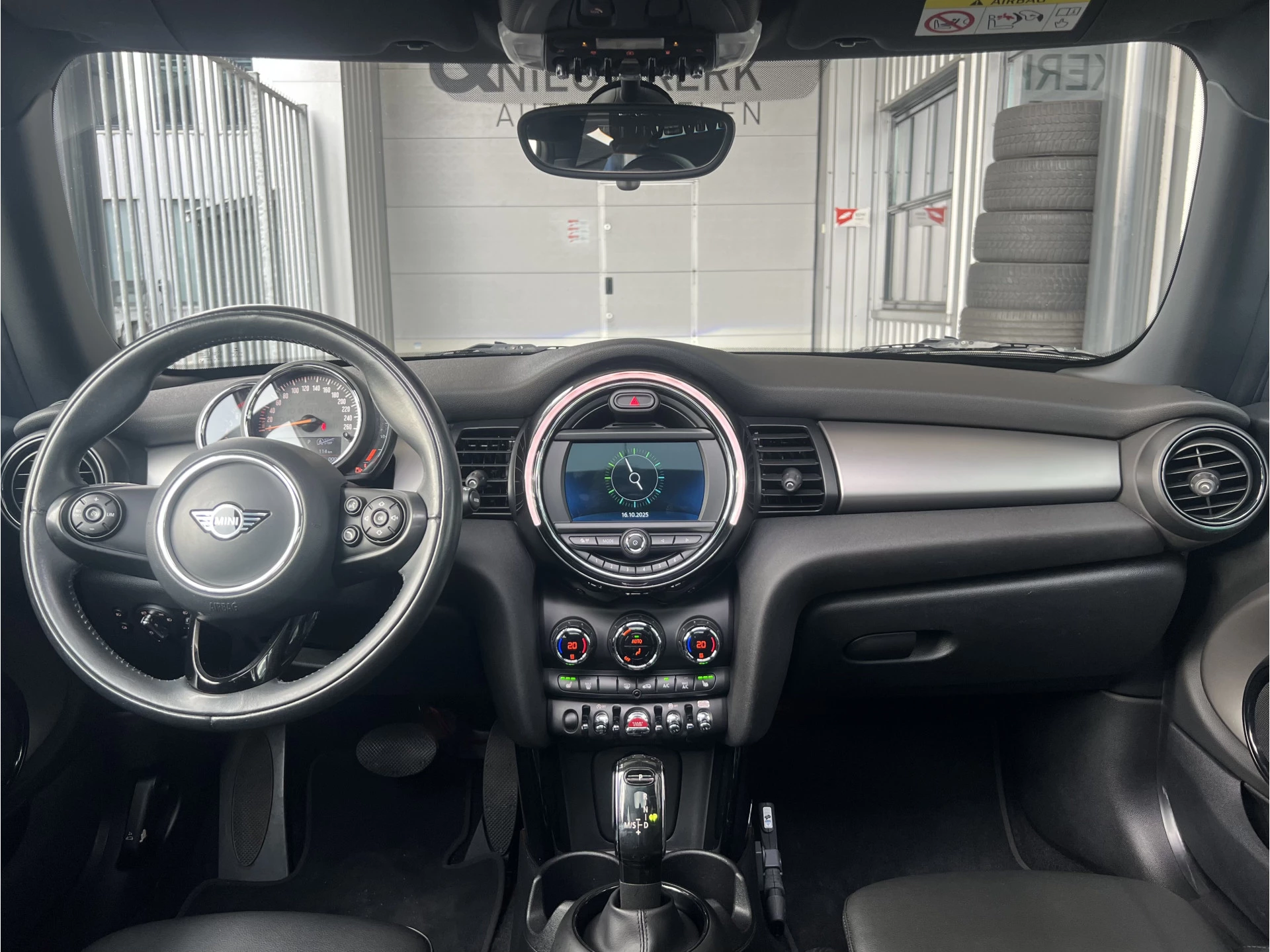 Hoofdafbeelding MINI Cooper