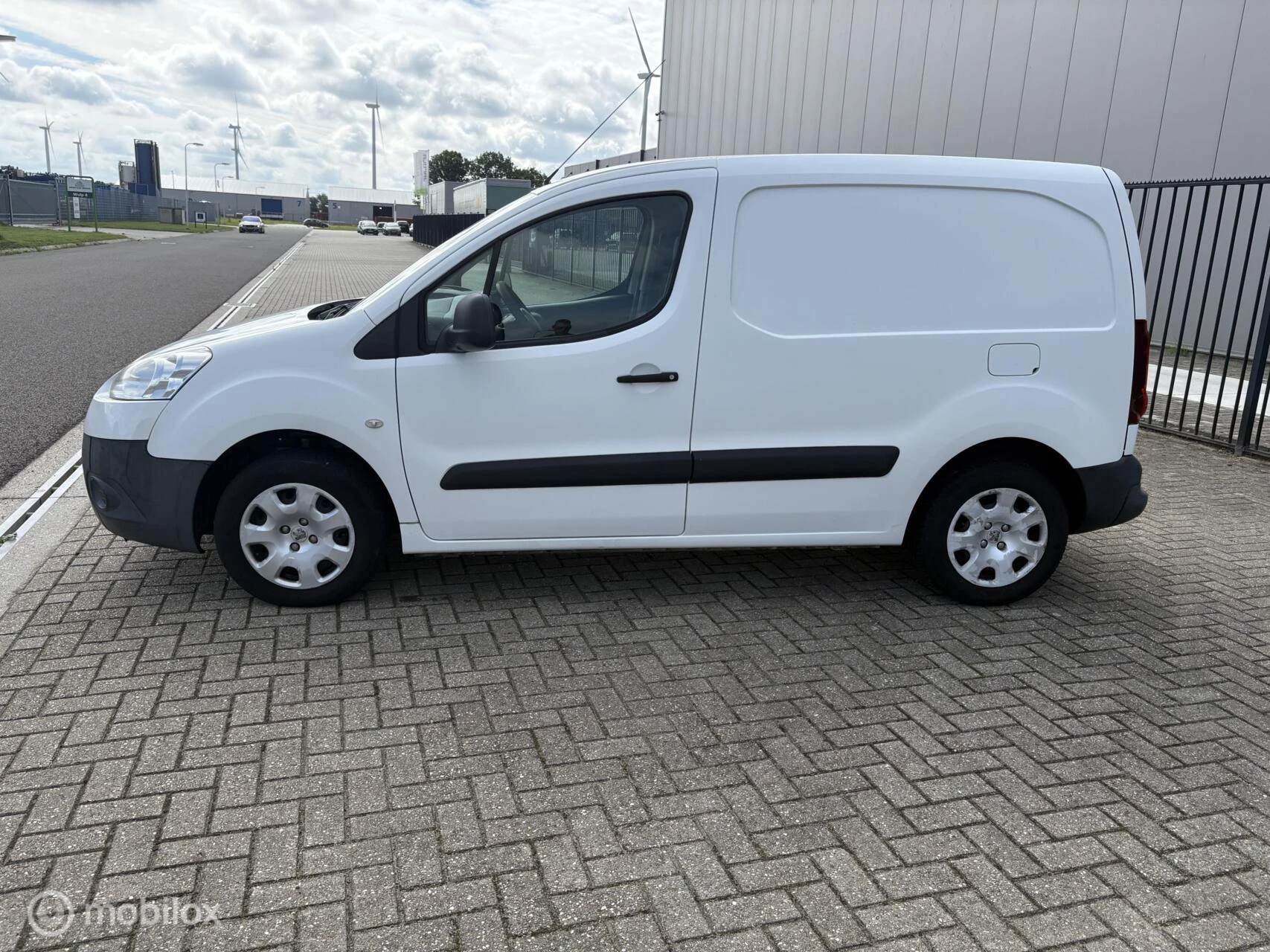 Hoofdafbeelding Peugeot Partner