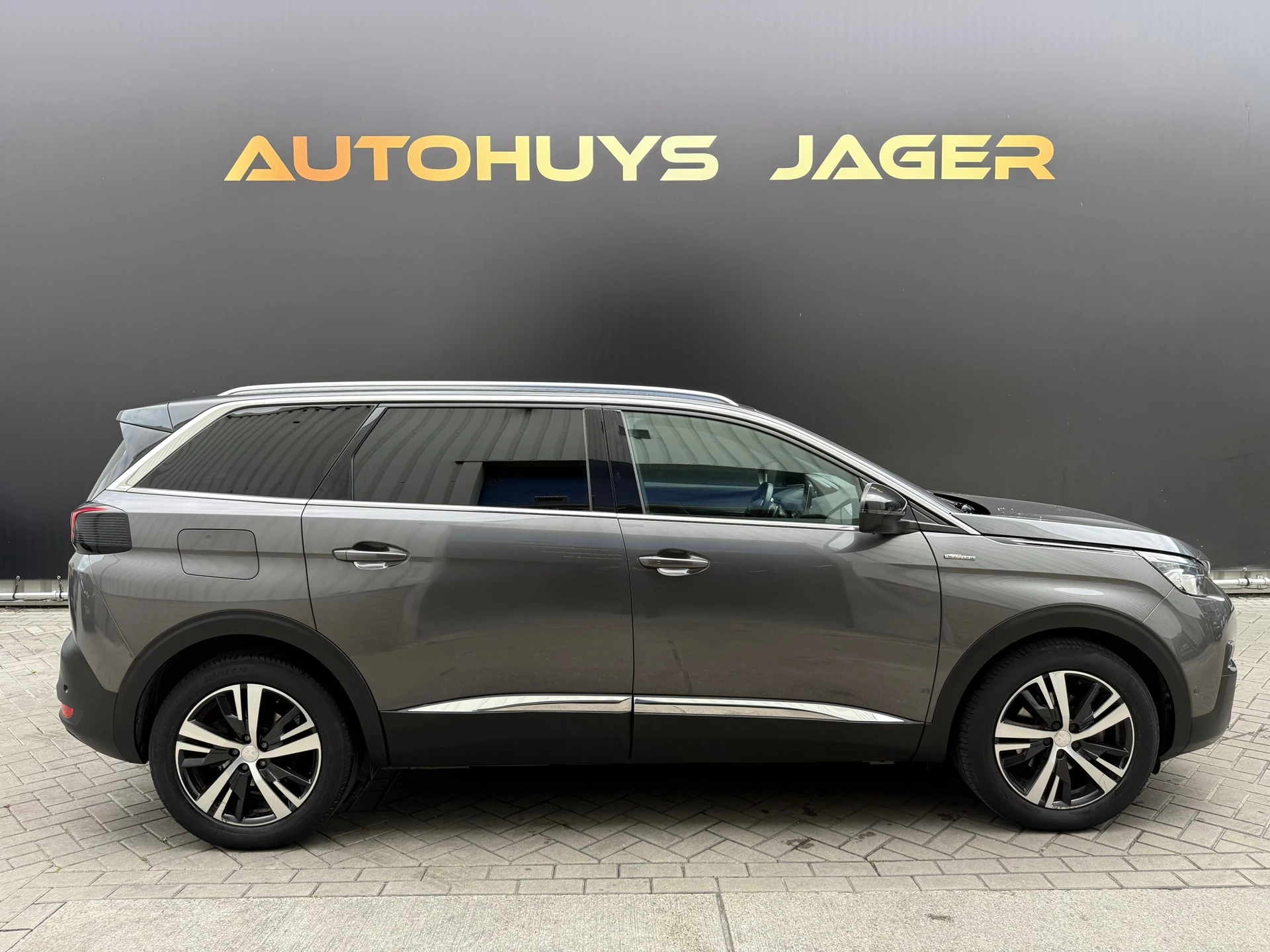 Hoofdafbeelding Peugeot 5008