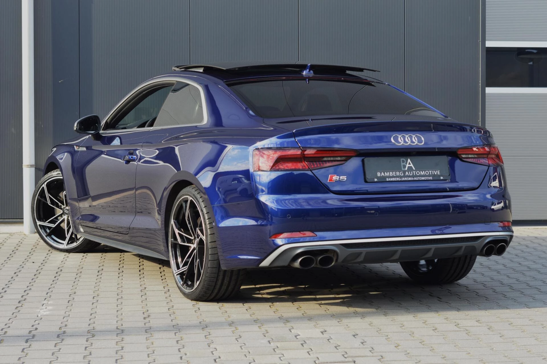 Hoofdafbeelding Audi S5