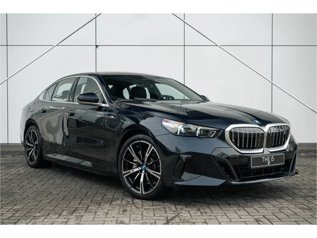 Hoofdafbeelding BMW i5