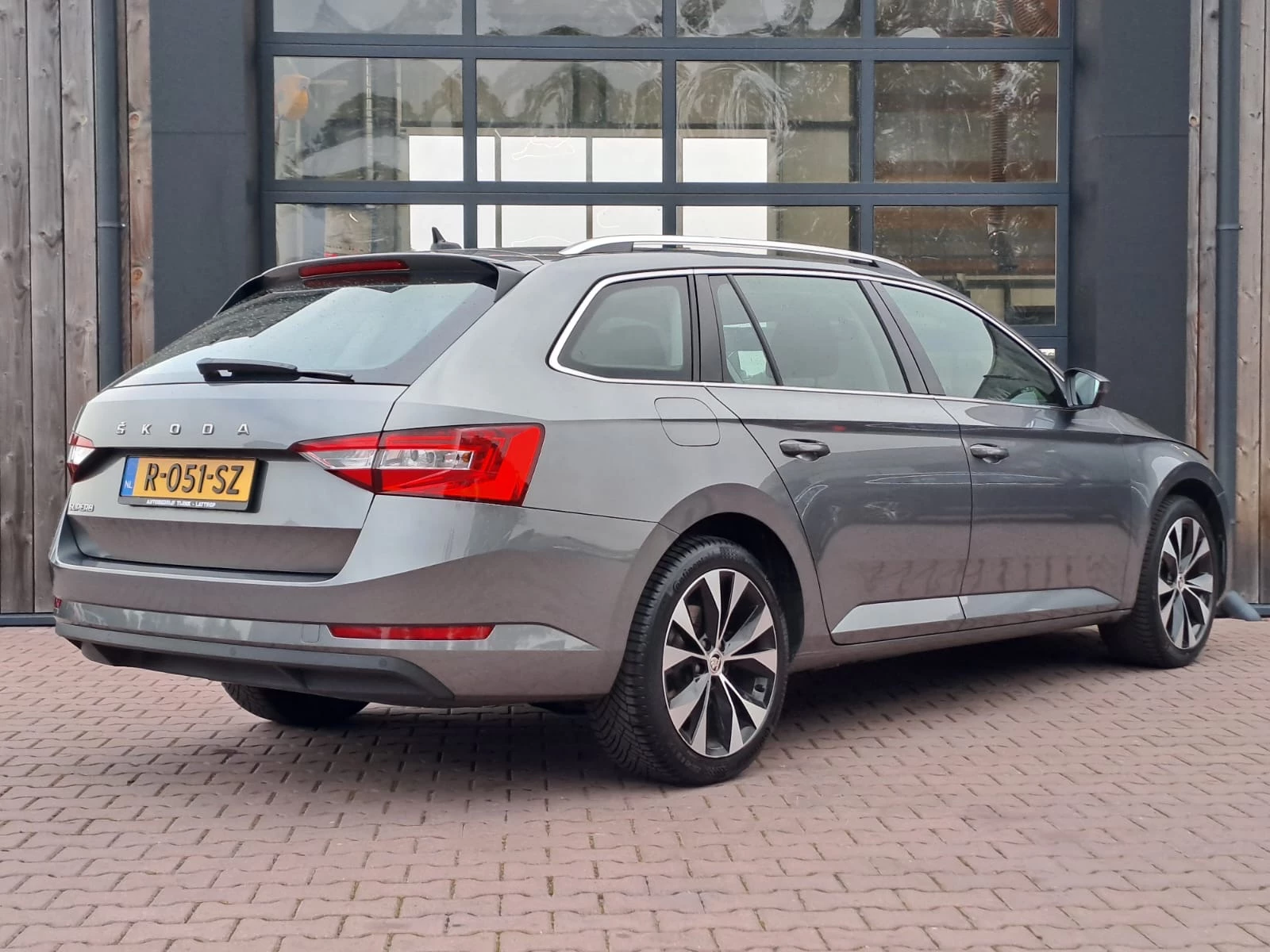 Hoofdafbeelding Škoda Superb