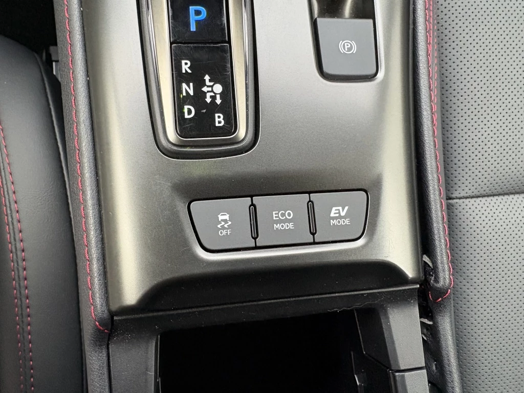 Hoofdafbeelding Lexus LBX